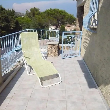 Les Coteaux De La Nartelle-17 By Interhome *